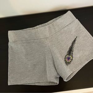 Primp small shorts